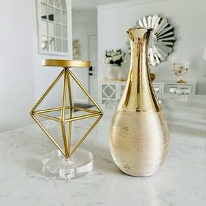Decorative metalic vace -gold / Metal with acrylic Candle Holder